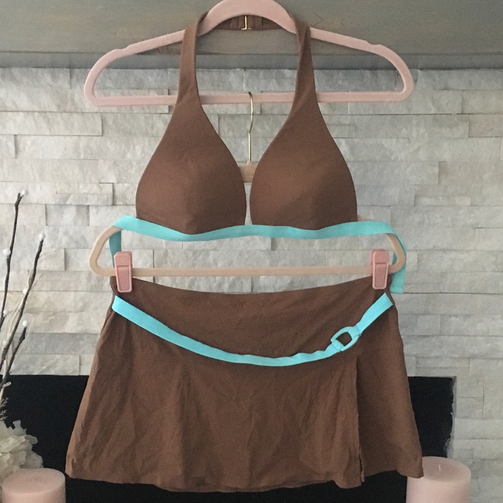 *SOLD* MATCHING BIKINI TOP, SZ34B AND SWIM SKIRT M